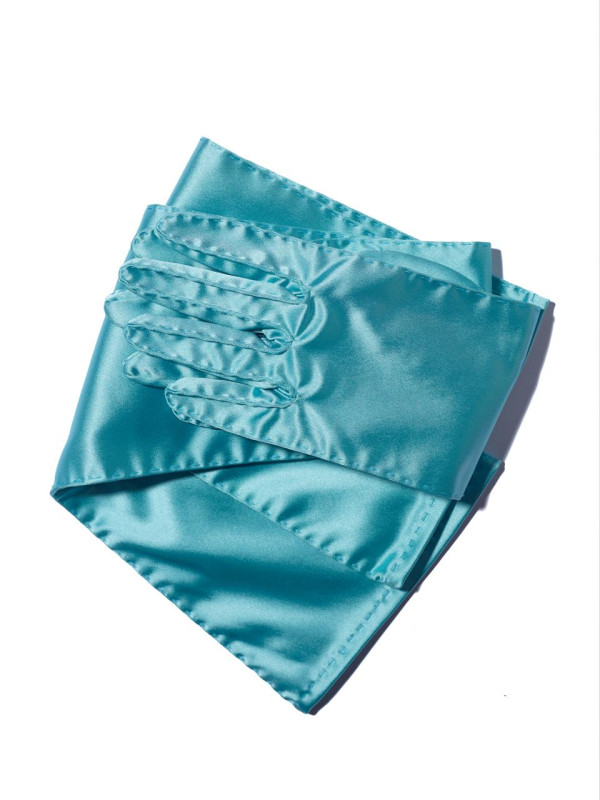 To be: confident & sublime & light blue