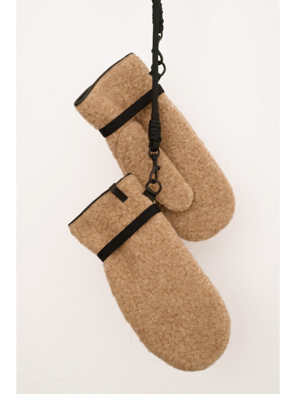 To be: cozy and vegan and cappuccino