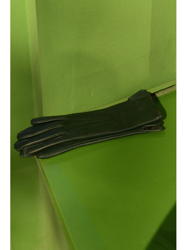 To be: forceful & classic & eucalyptus