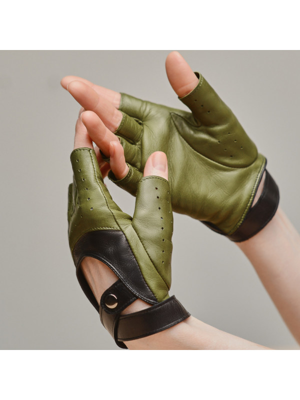 To be: forceful & star & bicolor & olive