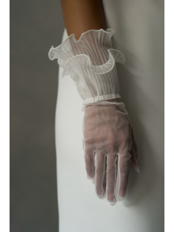 To be: pure  & genteel & white