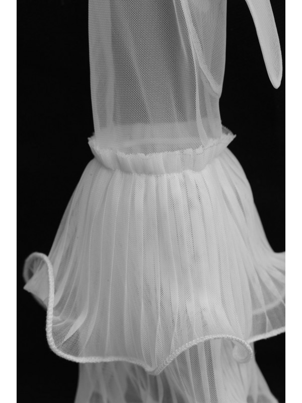 To be: pure  & genteel & white