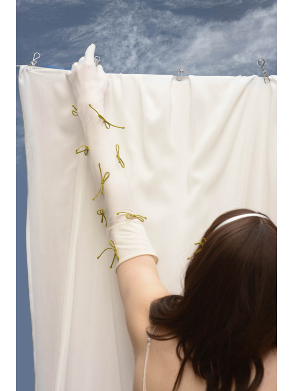 To be: pure & tied & white & lime