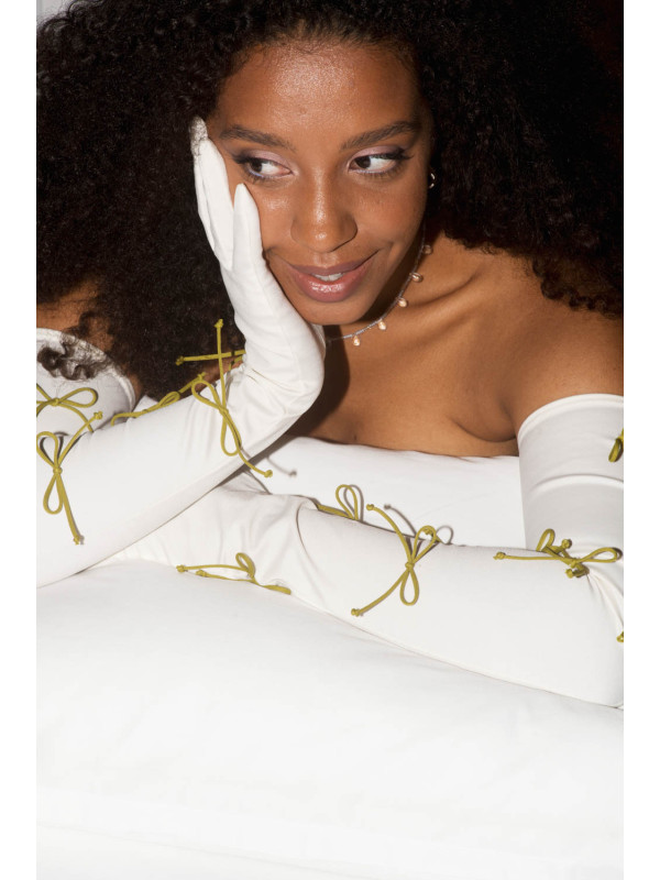 To be: pure & tied & white & lime
