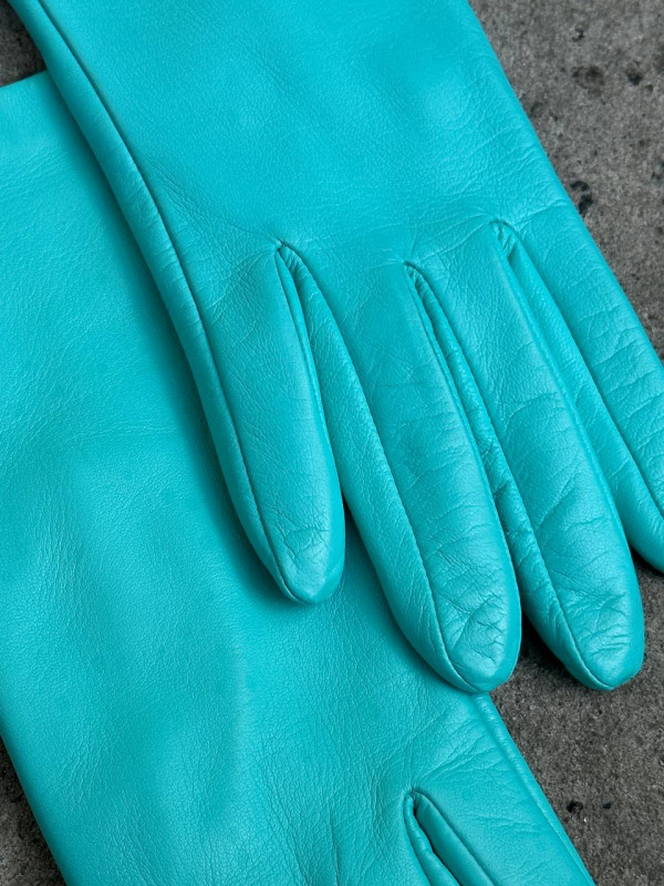  To be: Sale & Minimal & Aquamarine & 2