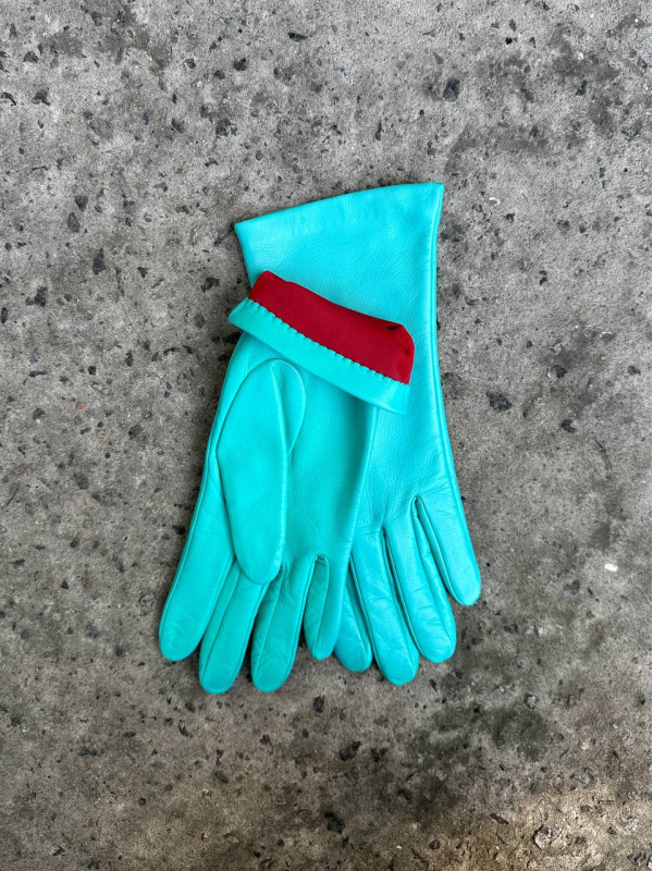  To be: Sale & Minimal & Aquamarine & 2
