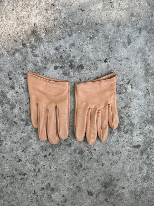 To be: Sale & Creative & Taupe