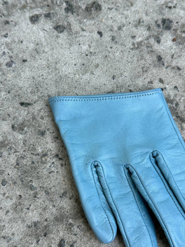 To be: Sale & Creative & Water Blue