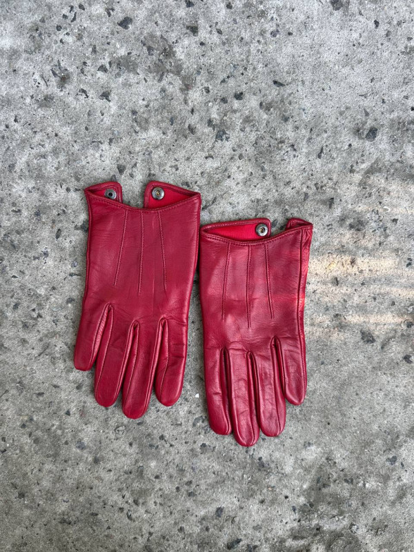 To be: Sale & Smart & Red Apple