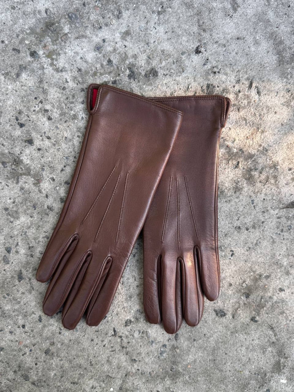 To be: sale & classic & classic brown
