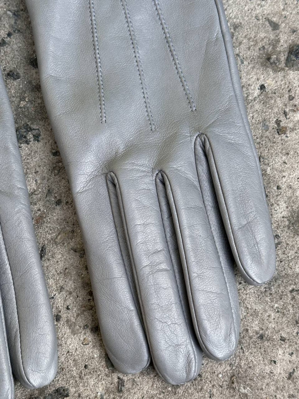 To be: sale & smart & dove grey