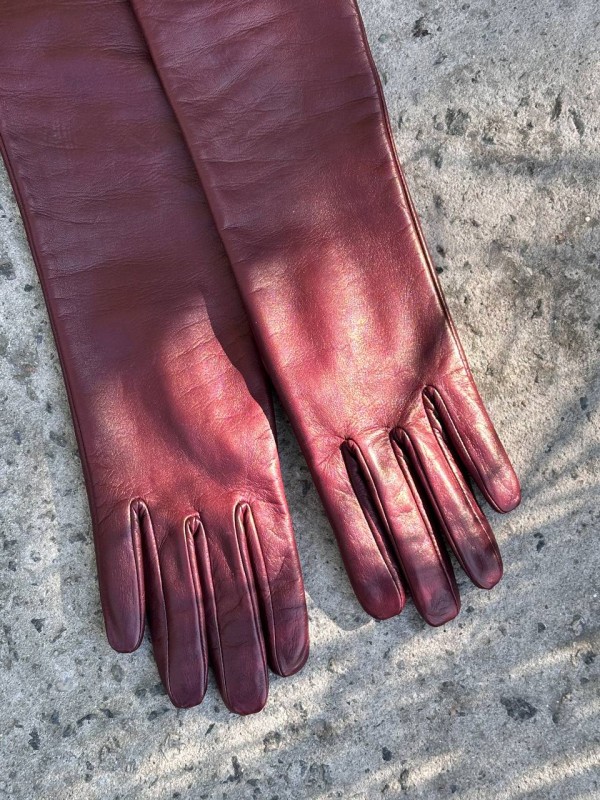  To be: Sale & Minimal & Cherry Red & 4
